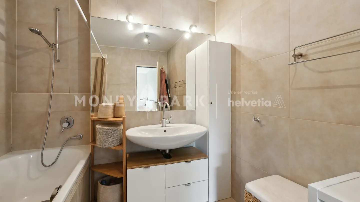 Stunning apartment with large garden in Bernex - Photo 9 of 14