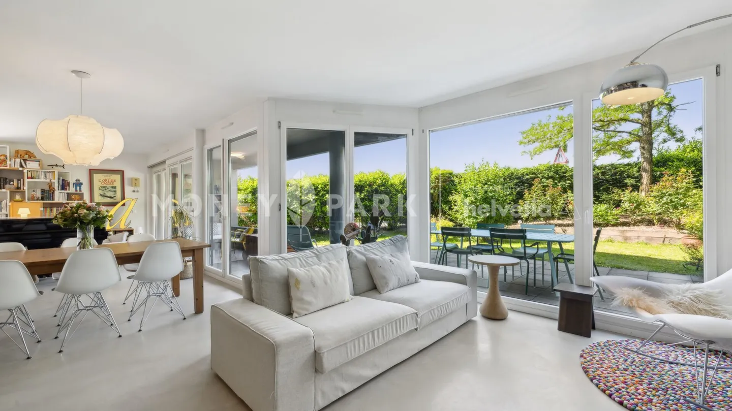 Stunning apartment with large garden in Bernex - Photo 6 of 14