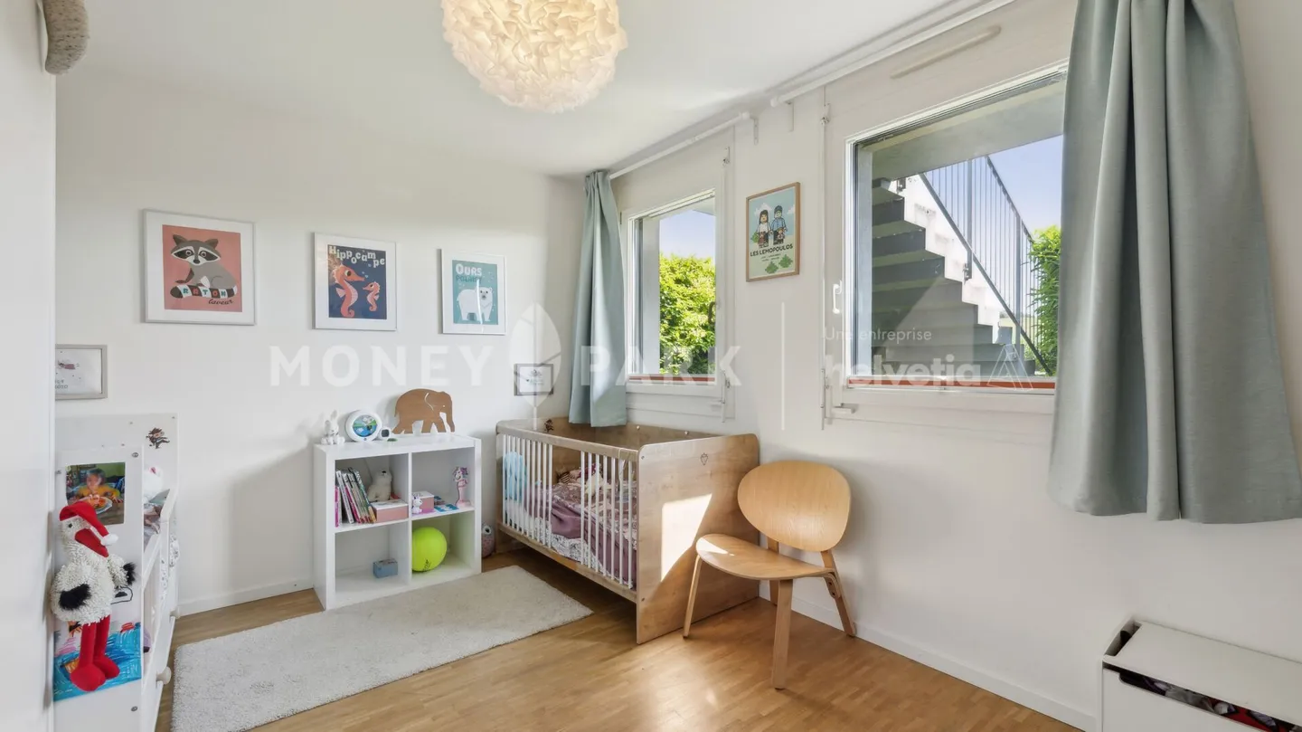 Stunning apartment with large garden in Bernex - Photo 7 of 14