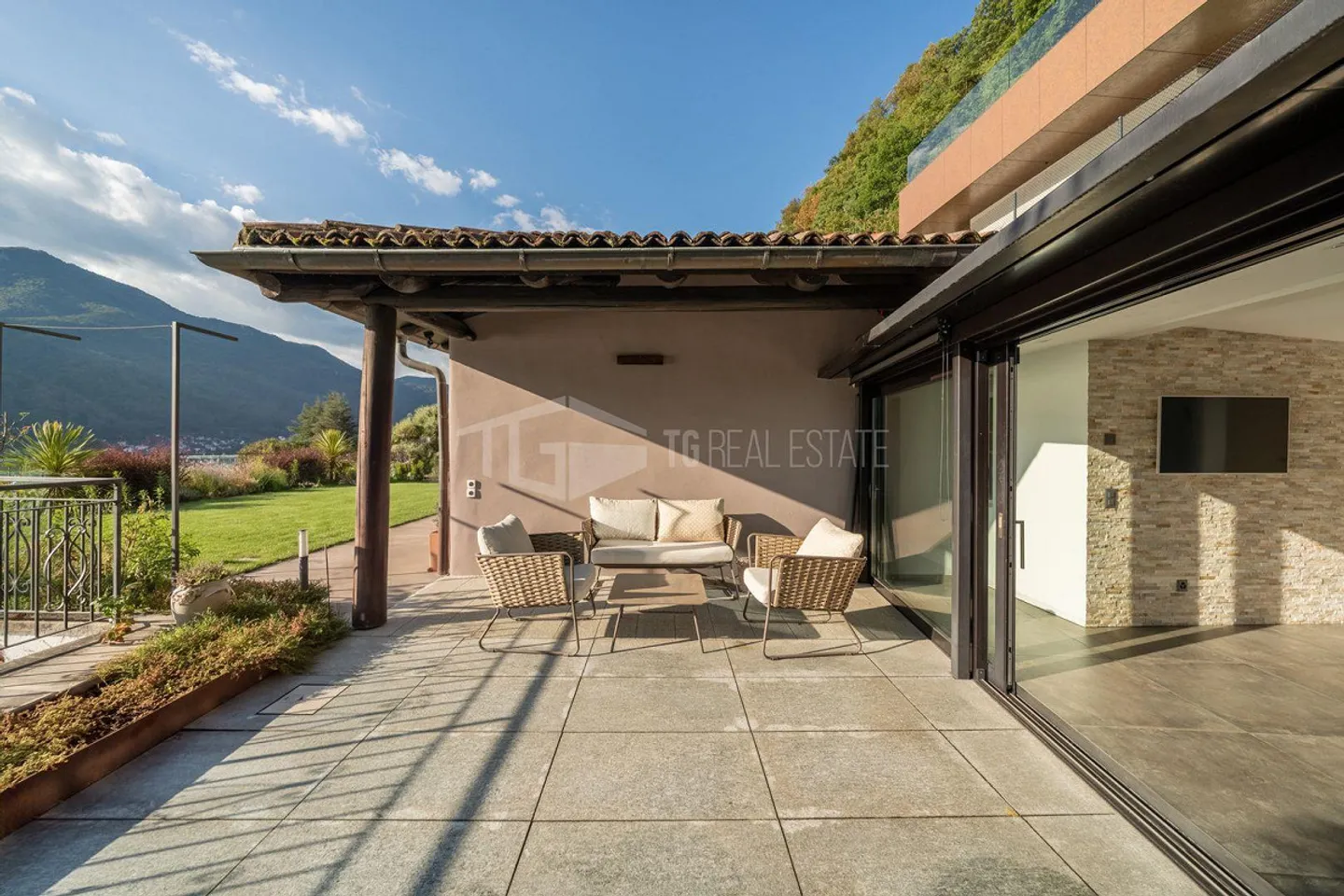 ACCOGLIENTE CASA CON GIARDINO E VISTA LAGO - Foto 8 von 20
