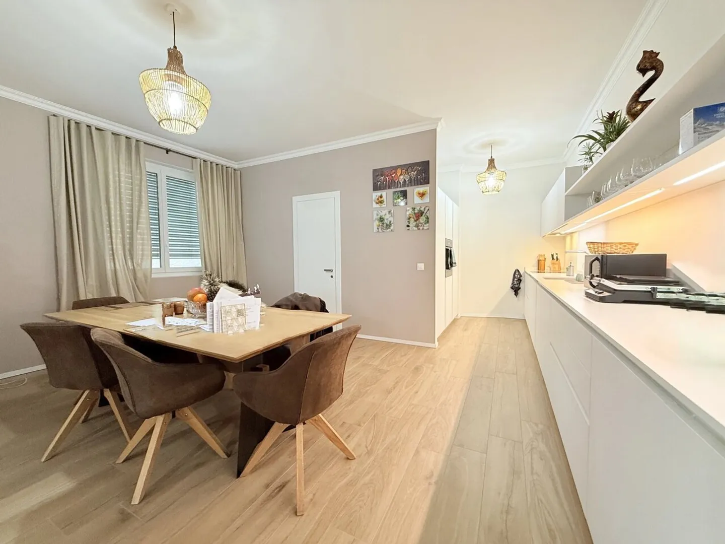 Modern apartment with beautiful view? Sale authorized for foreigners - Photo 5 of 13