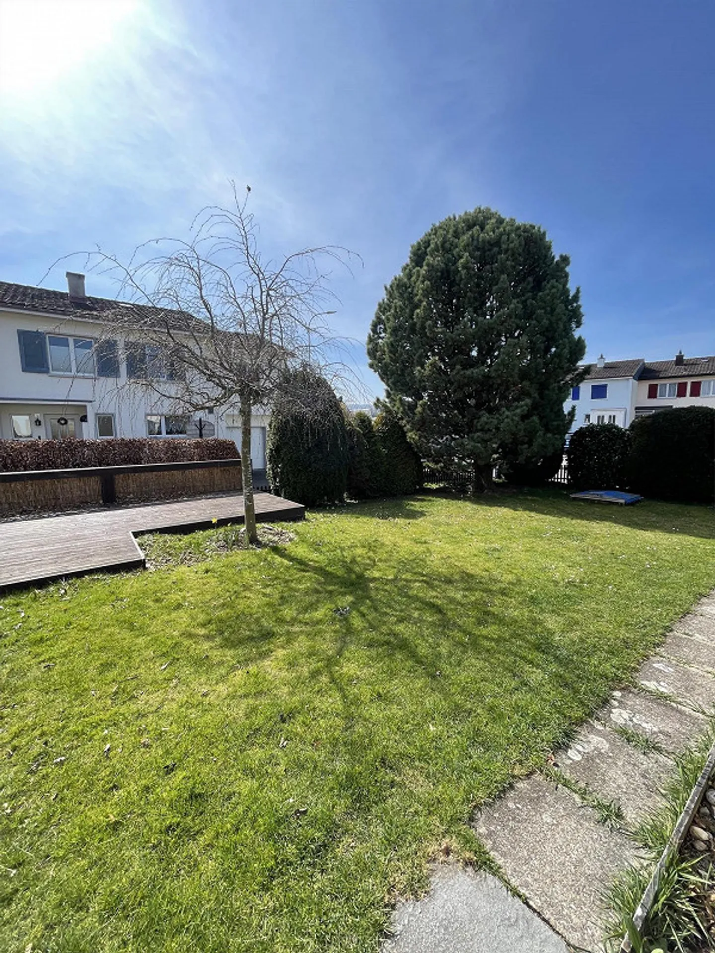 Charming 4.5-room corner townhouse with garden in Wil SG - Photo 1 of 11