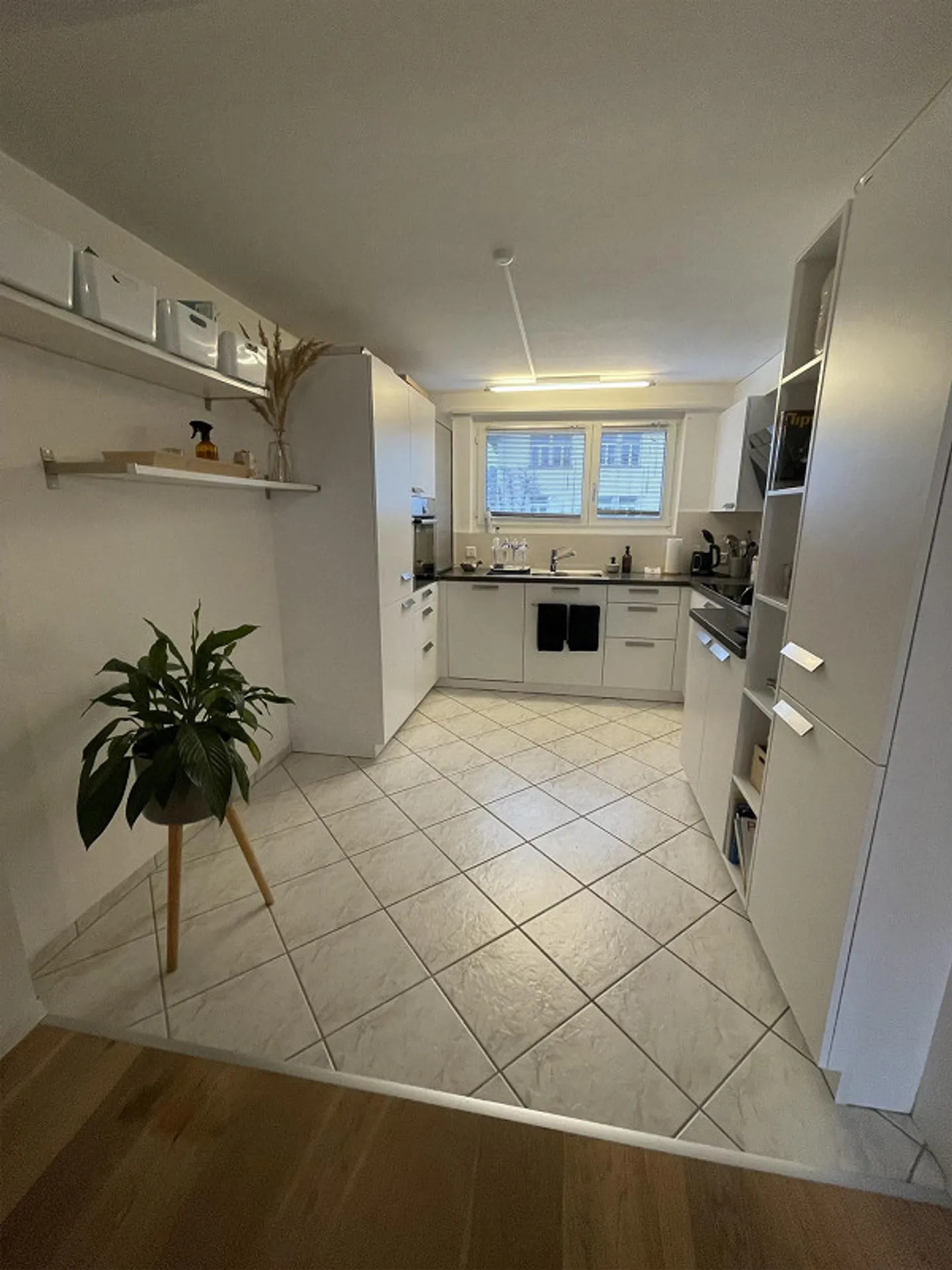 Charming 4.5-room corner townhouse with garden in Wil SG - Photo 5 of 11