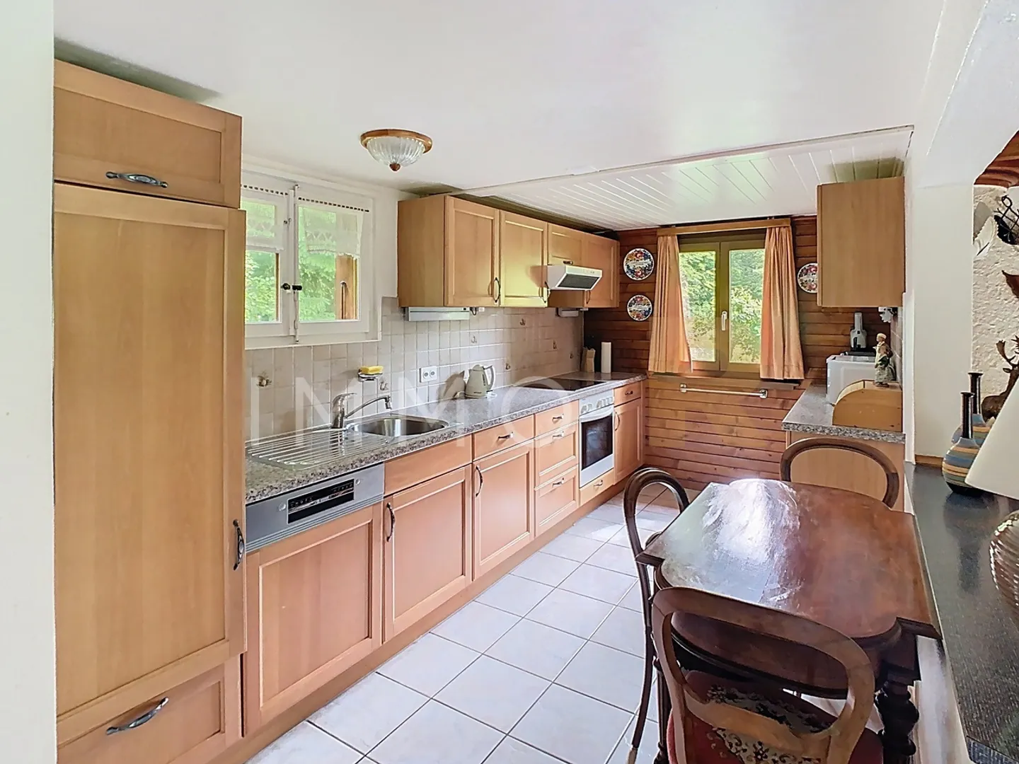 Pretty individual chalet in an idyllic setting - Photo 5 of 10