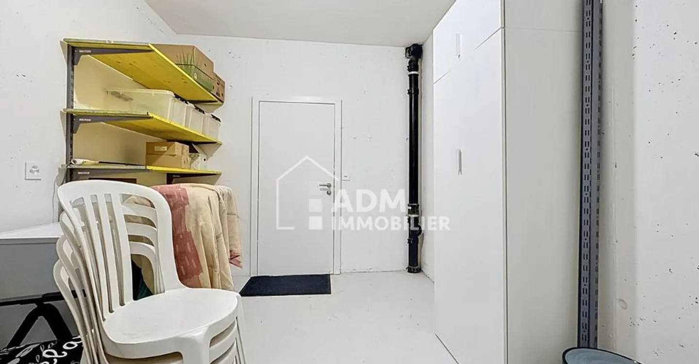 Appartamento moderno con giardino privato - Foto 11 di 13