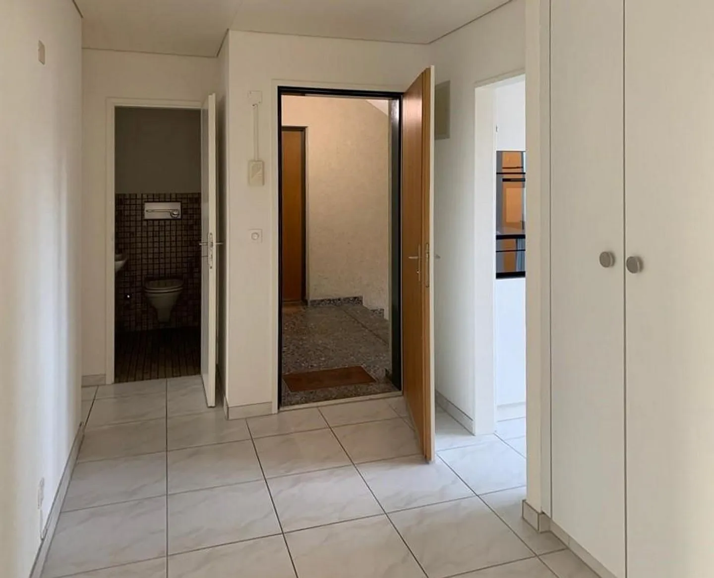 Helle Wohnung in ruhigem Quartier - Foto 7 von 8