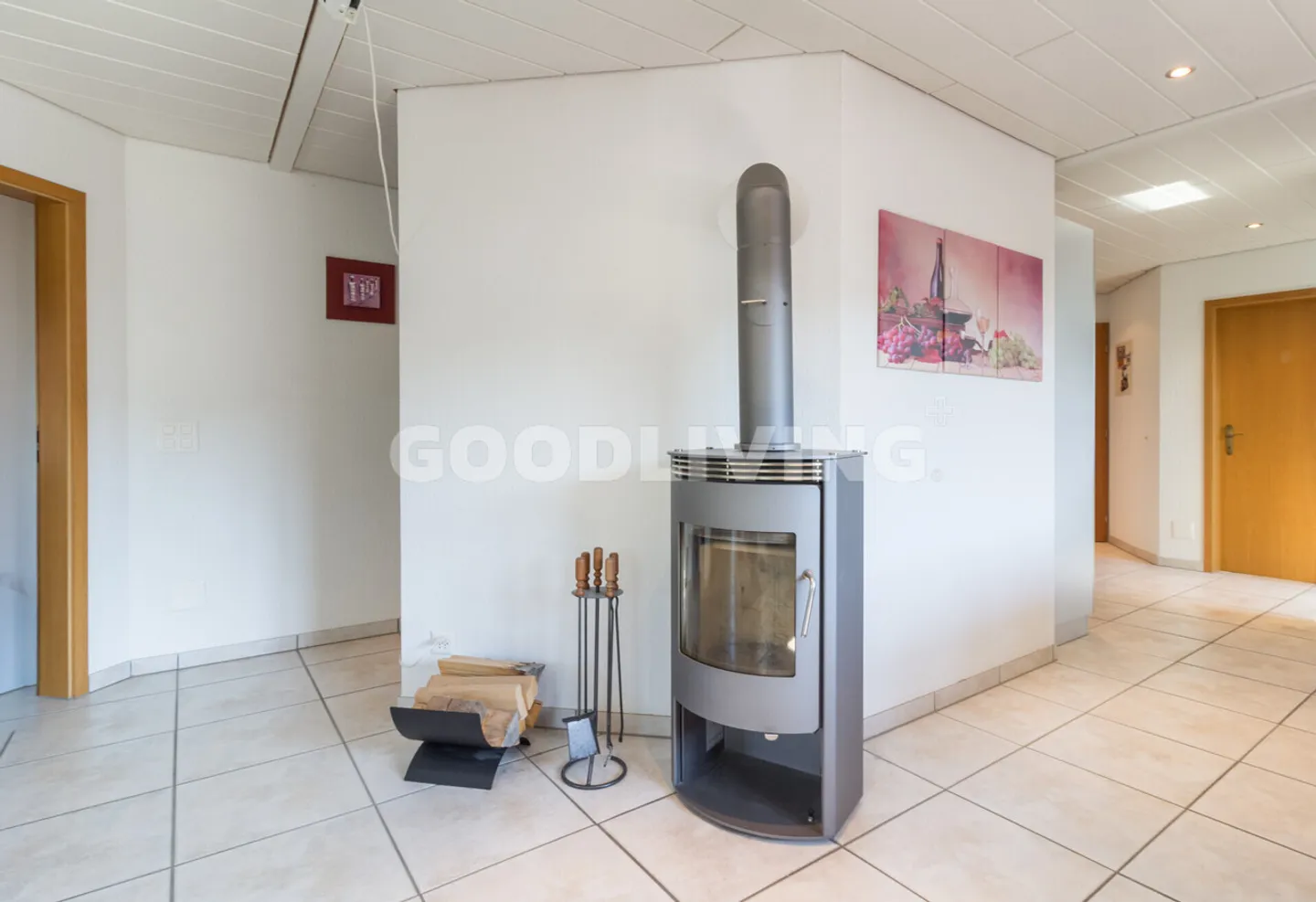 Maisonette with Gallery and Light - Photo 5 of 7