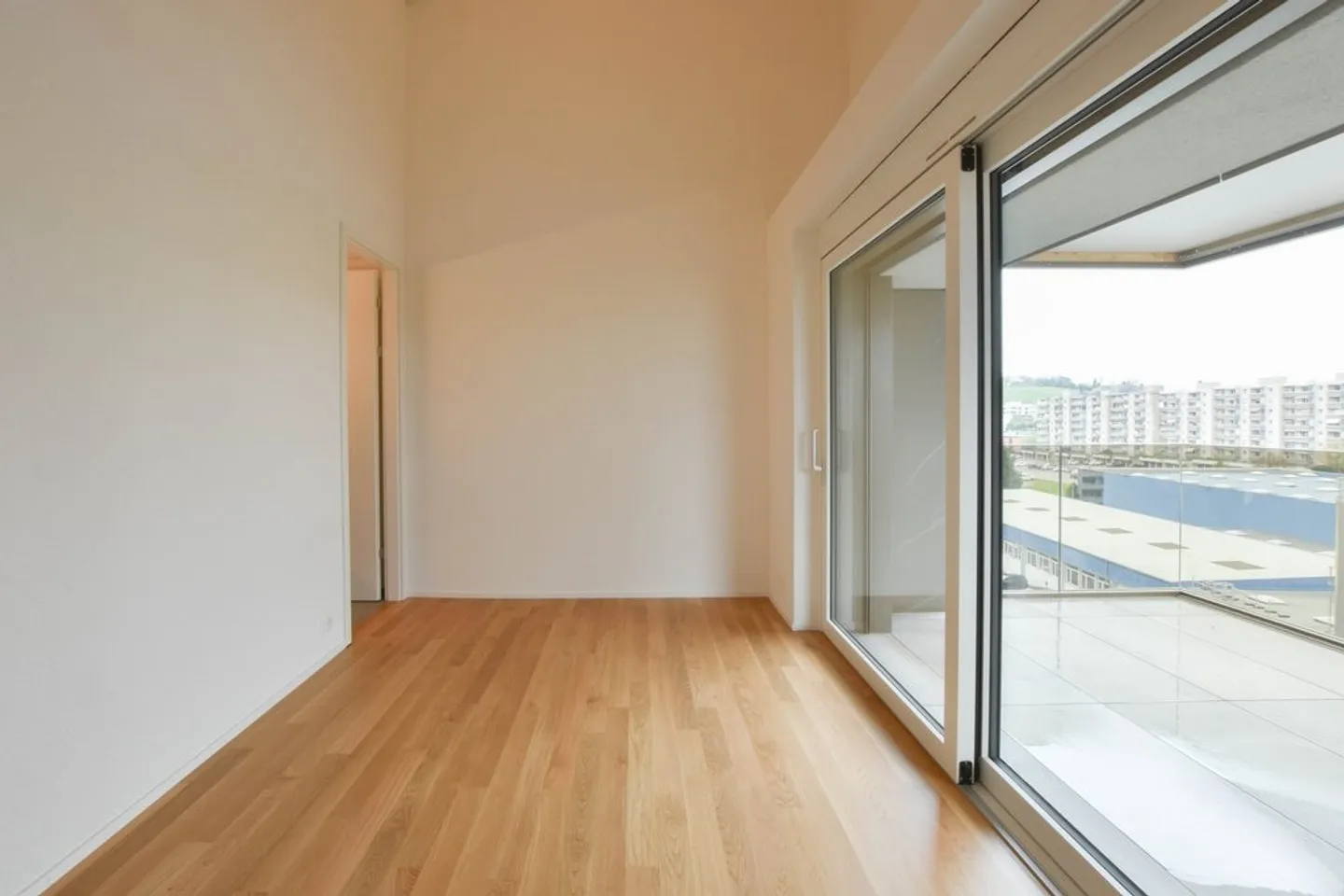 4.5 Room Apartment - Photo 3 of 6