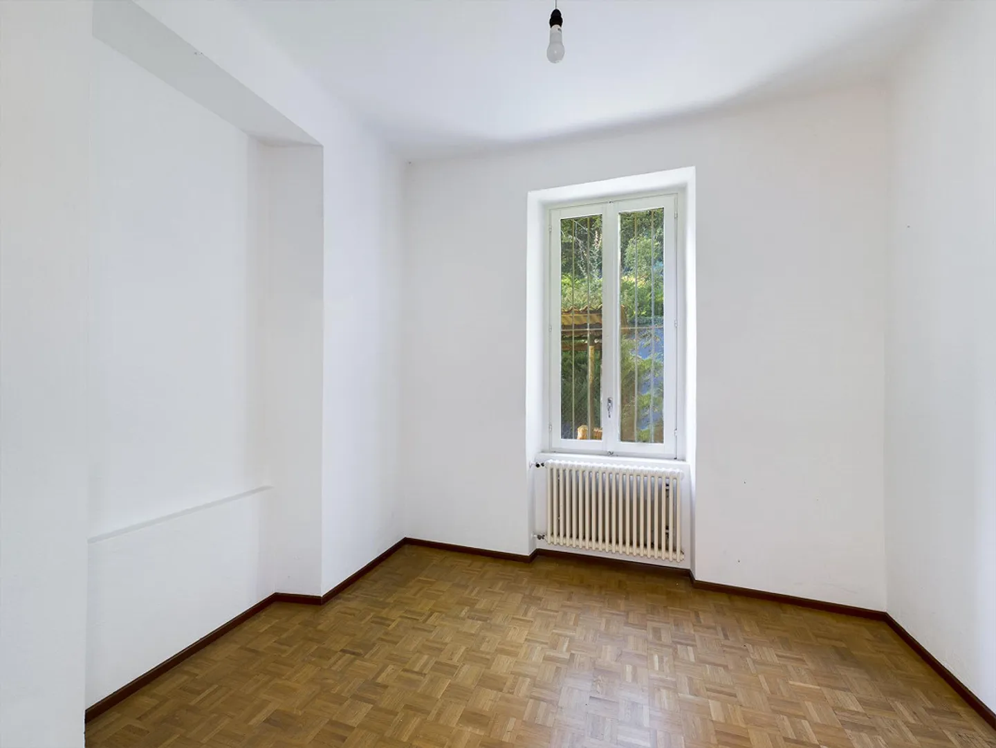 Baugrundstück mit Mehrfamilienhaus: Zukunftsperspektiven mit einem Hauch von Geschichte. - Foto 12 von 25