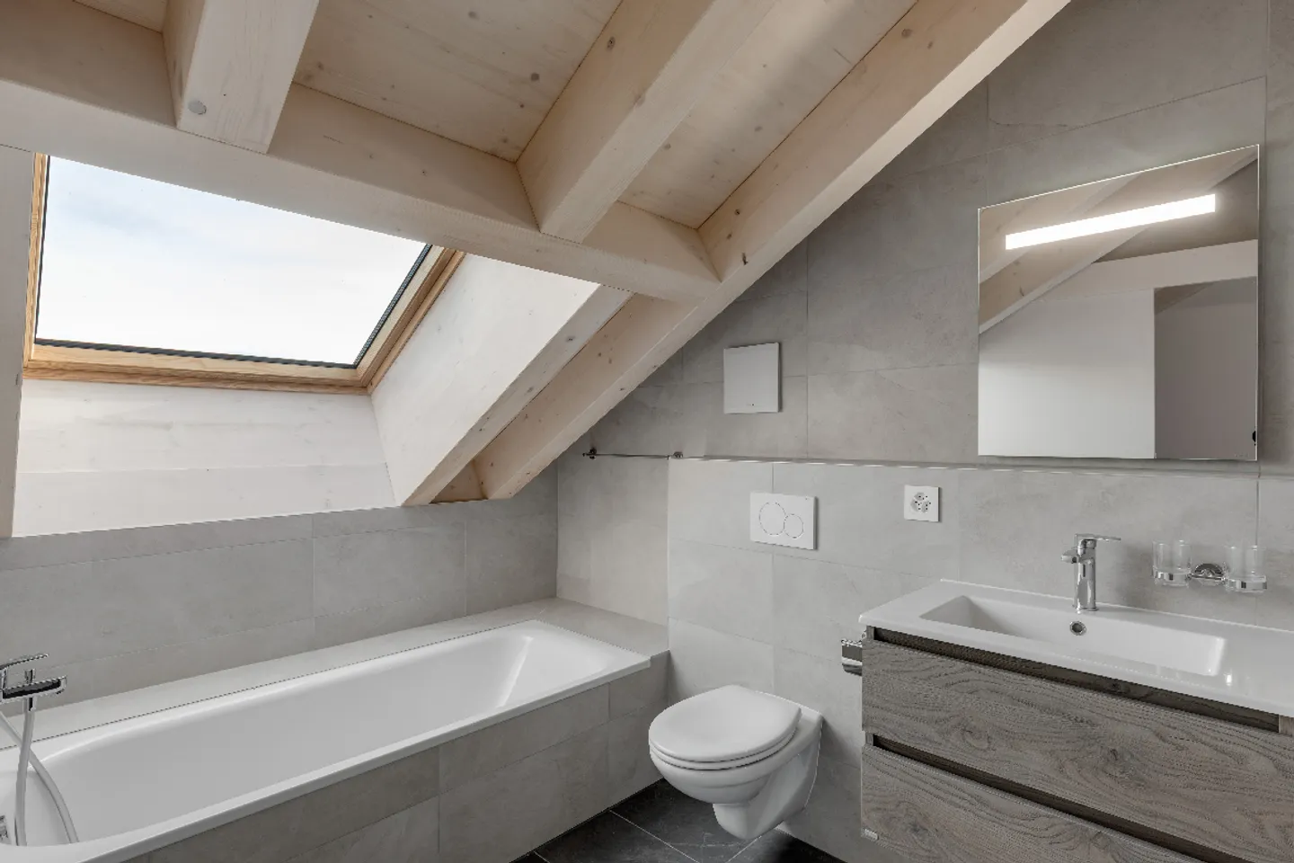 Appartement duplex avec vue imprenable - Photo 6 sur 9