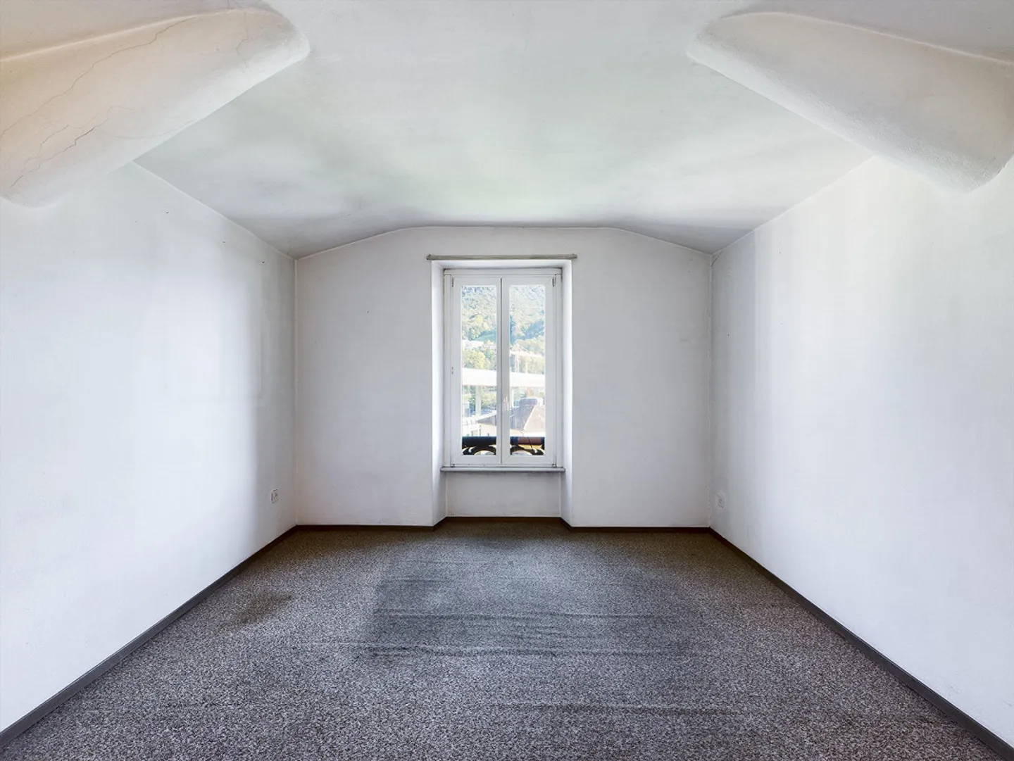 Baugrundstück mit Mehrfamilienhaus: Zukunftsperspektiven mit einem Hauch von Geschichte. - Foto 15 von 25