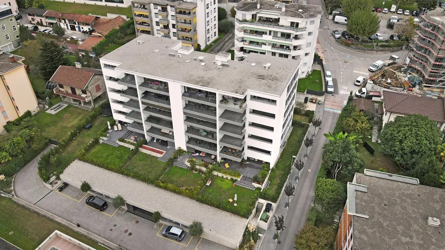 2.5 rooms in the heart of Minusio with partial lake view - Photo 7 of 7