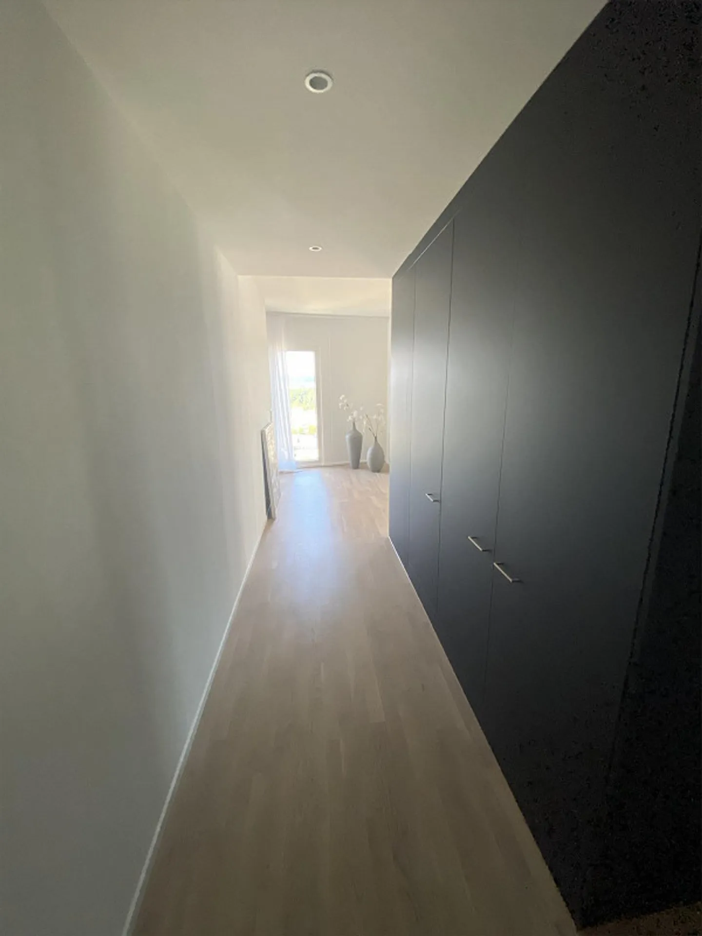 Modernes wohnen im Giessenturm! - Foto 8 di 9