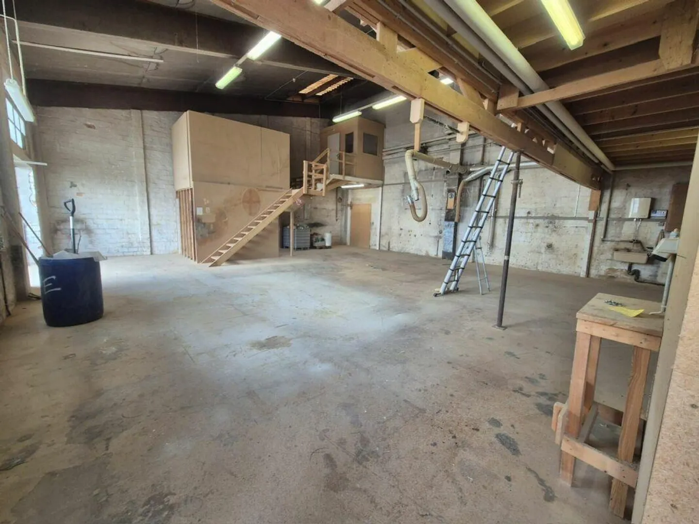 Espace de stockage - Photo 3 sur 4