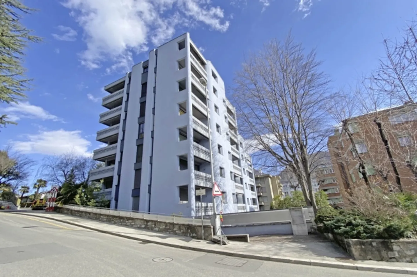 Apartment for rent - Photo 1 of 7