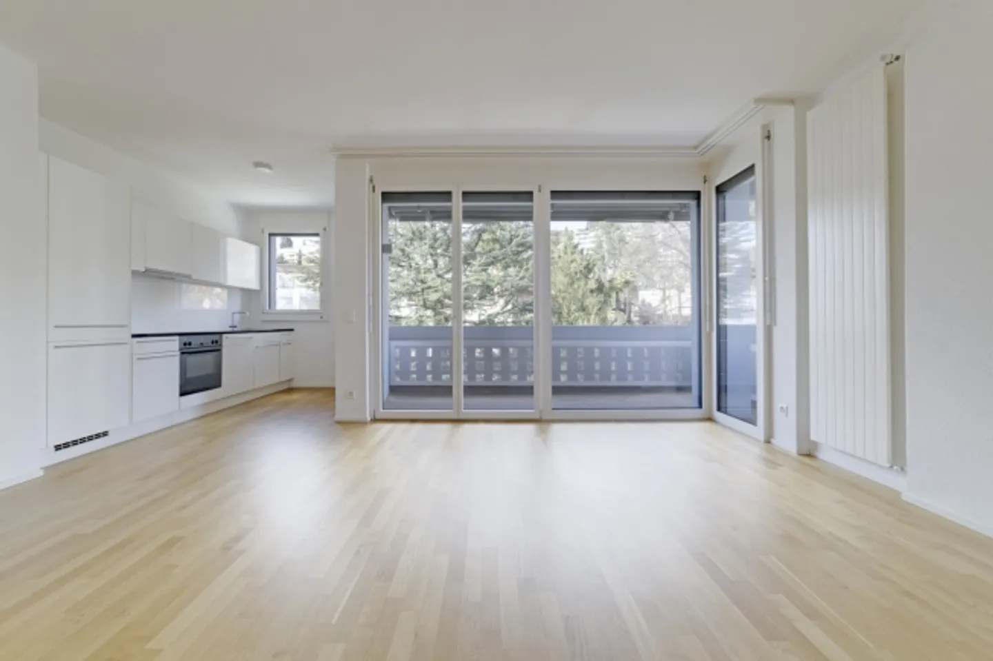 Apartment for rent - Photo 2 of 7