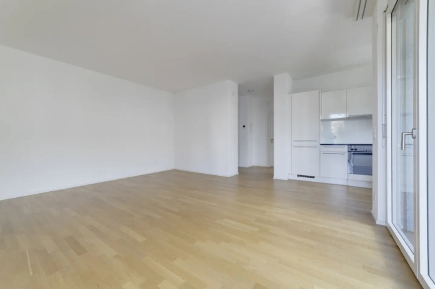 Apartment for rent - Photo 4 of 7