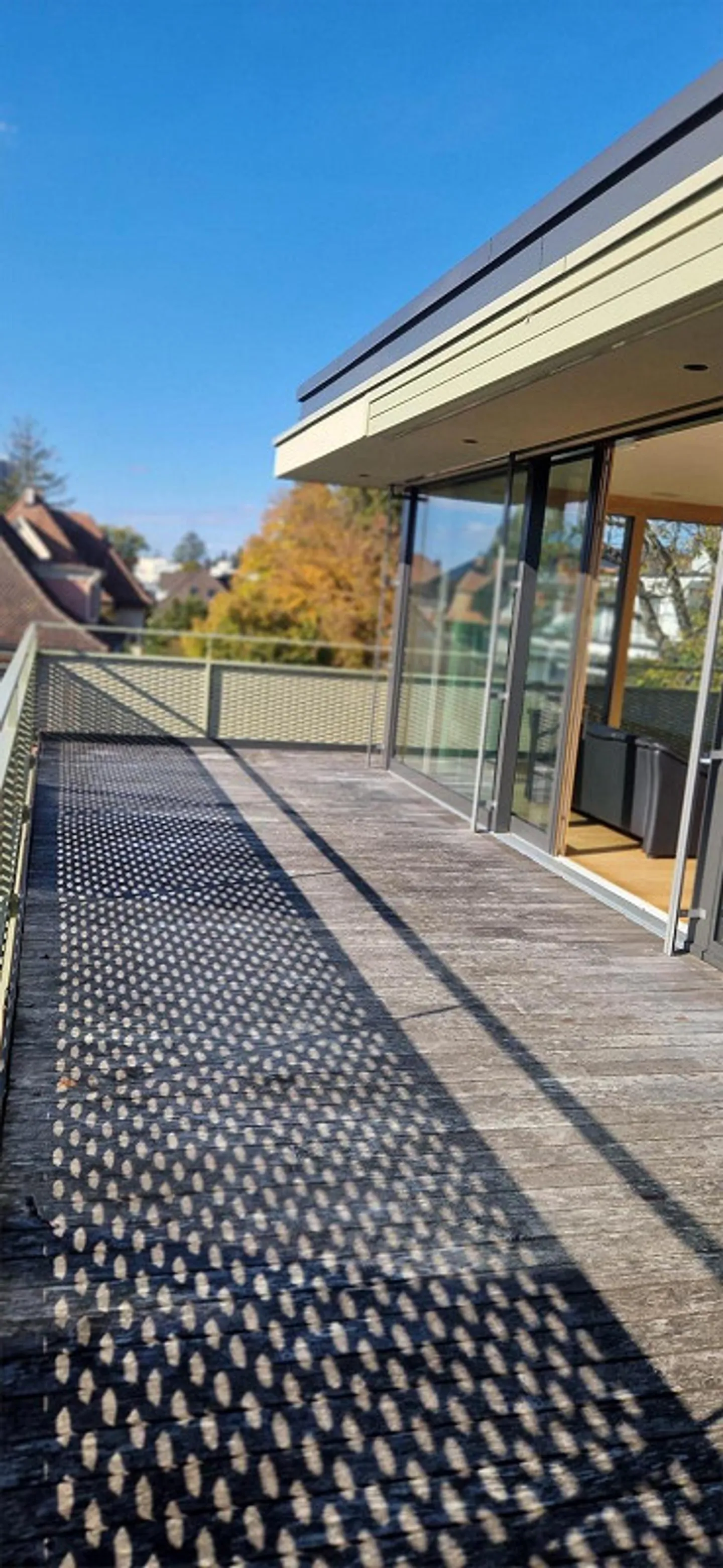 Luminoso appartamento attico di 3,5 locali con vista lago a Kreuzlingen (120 m²) - Foto 15 di 19