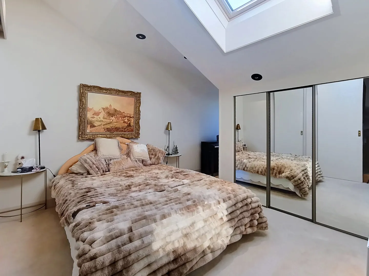 Penthouse with a view of the Dents du Midi! - Photo 9 of 10