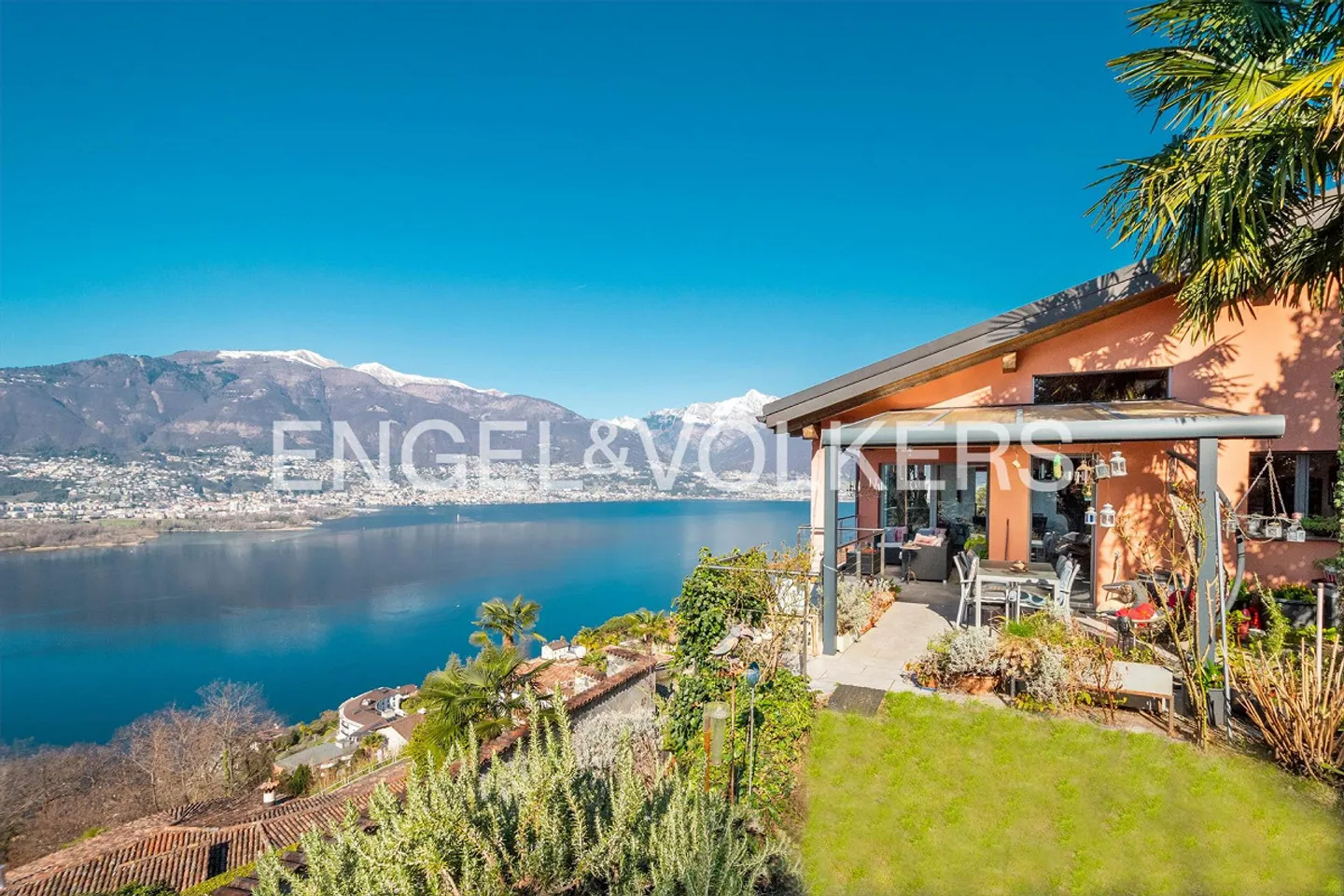 Maison de vacances lumineuse avec vue panoramique sur le lac (4) - Photo 2 sur 14