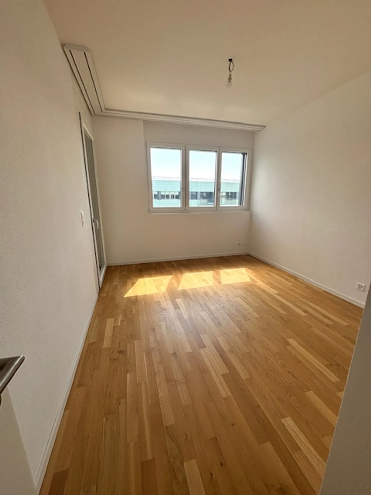 Magnifico appartamento di 4,5 locali al 7° piano a Chavannes-près-Renens - Foto 2 di 7