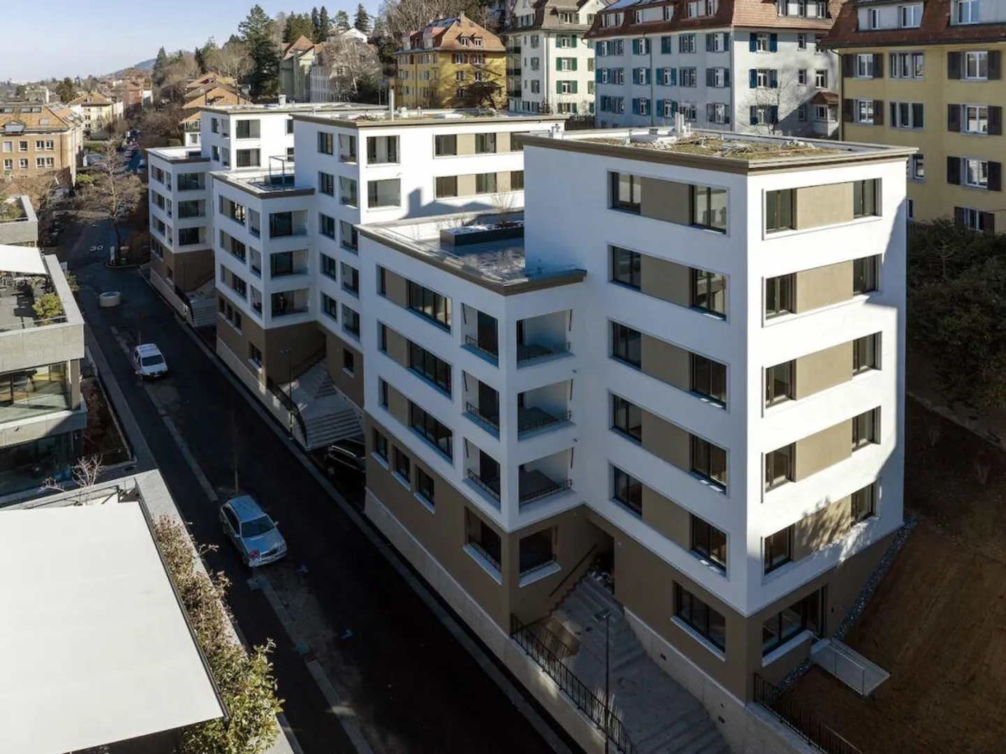 Urban Lifestyle - Photo 1 of 11