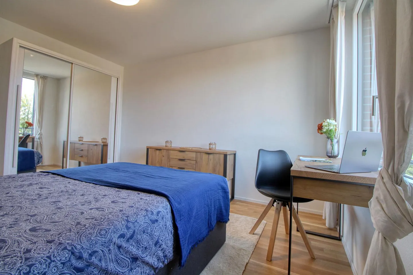 Appartement vivant spacieux à Crissier avec salle de bain privée - Foto 3 di 21