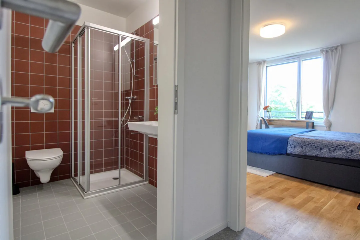 Appartement vivant spacieux à Crissier avec salle de bain privée - Foto 13 di 21