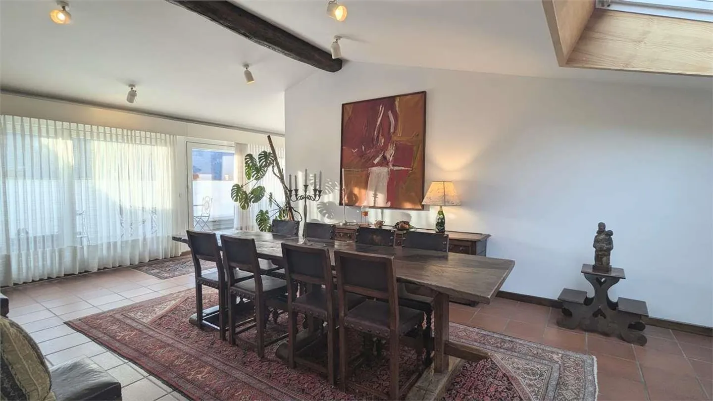 Mendrisio, 3,5-Zimmer-Dachgeschoss mit Terrasse MOBILIERT - Photo 5 sur 13