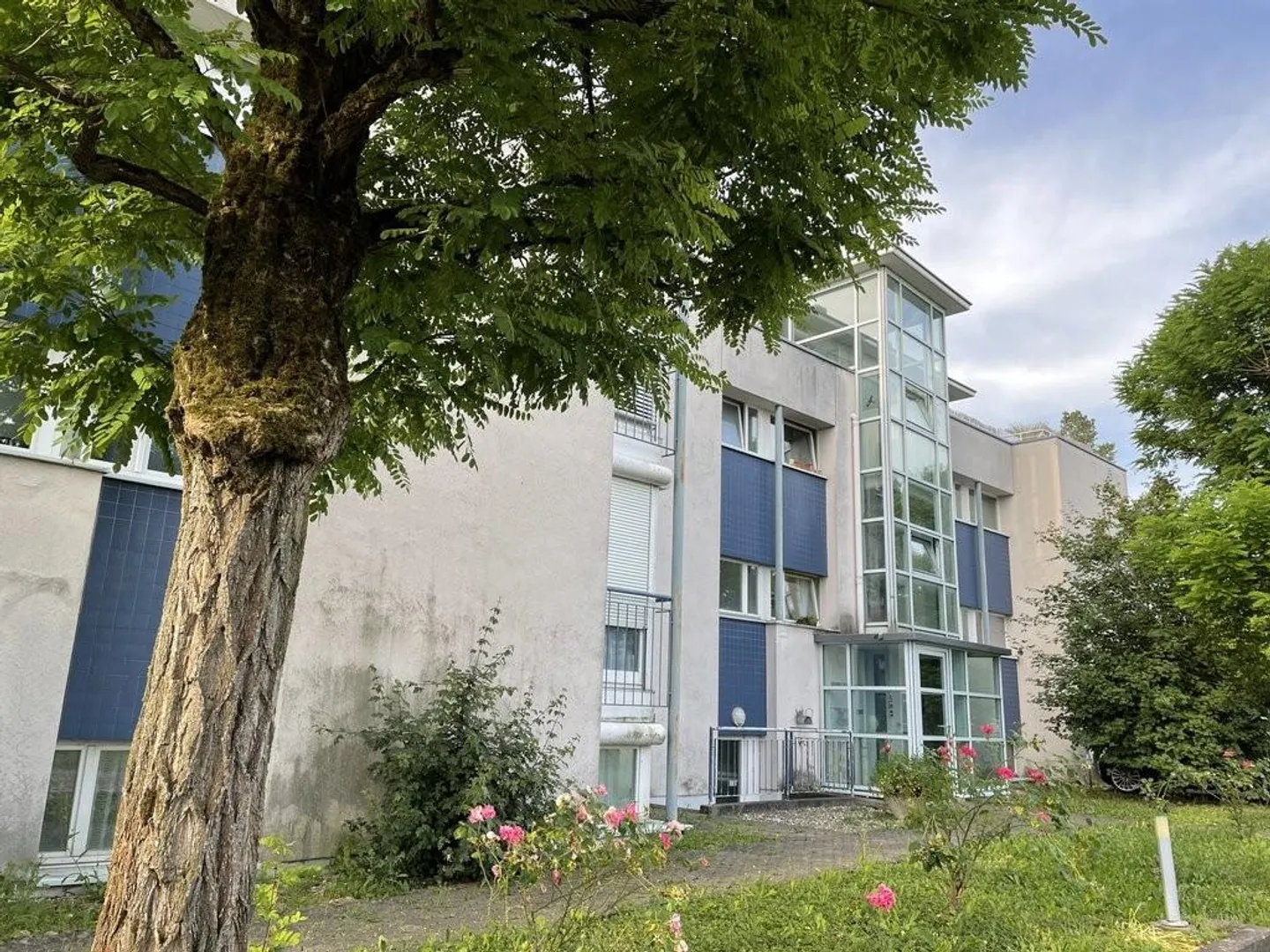 Bright 4-room apartment in Reinach near Fiechten - Photo 1 of 5