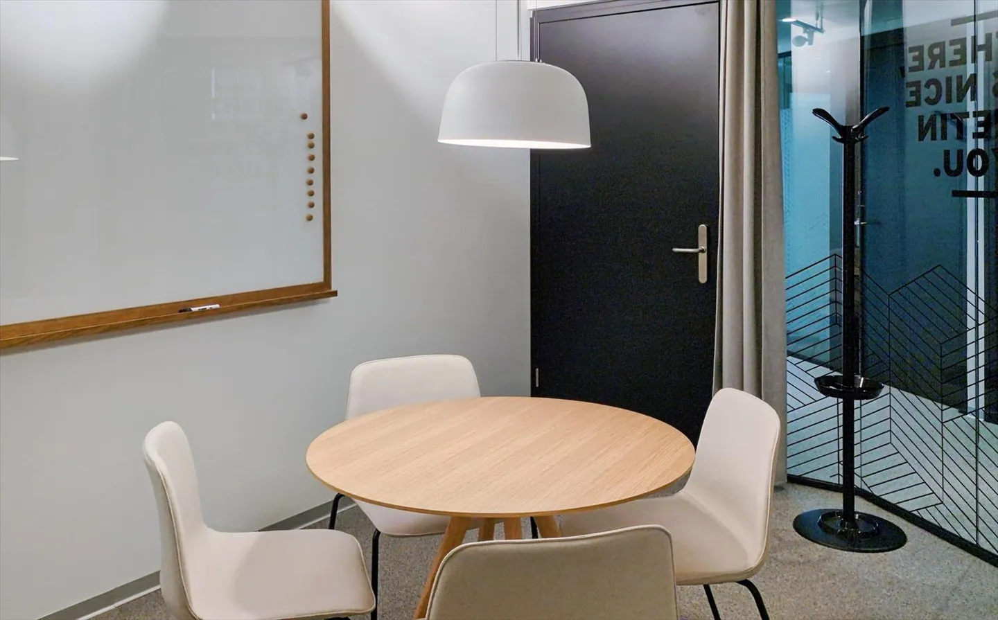 A coworking office with remarkable architecture for 10 people at Spaces Quartier de l'Étang - Photo 10 of 21