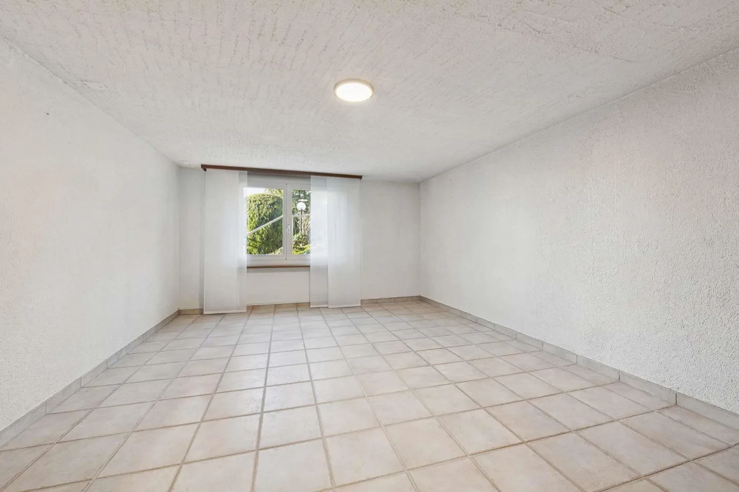 Detached 5½-room single-family house with charming garden & w... - Photo 3 of 15