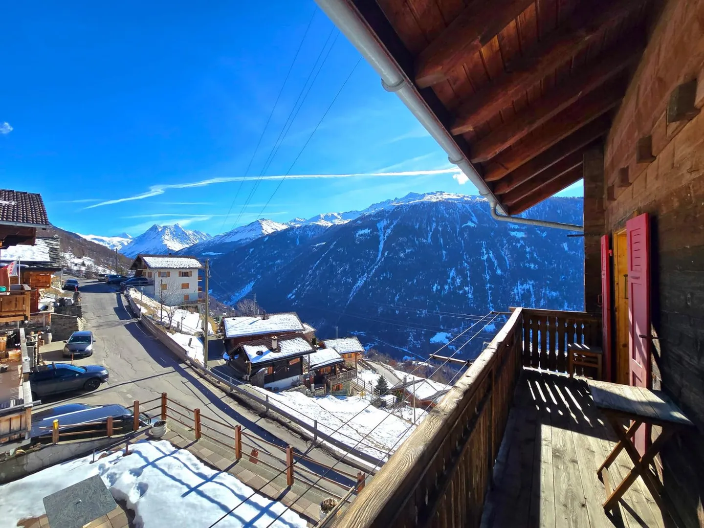 Charmante Wohnung mit Terrasse - Foto 2 von 18