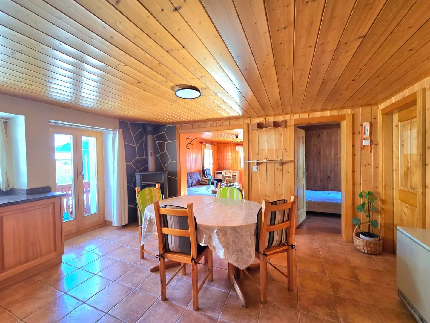 Charmante Wohnung mit Terrasse - Foto 6 von 18