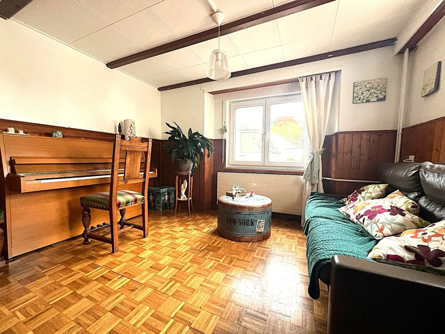Bella casa di 5 stanze / 3 camere da letto / 2 bagni / Giardino / Terrazza e Balcone - Foto 7 di 13