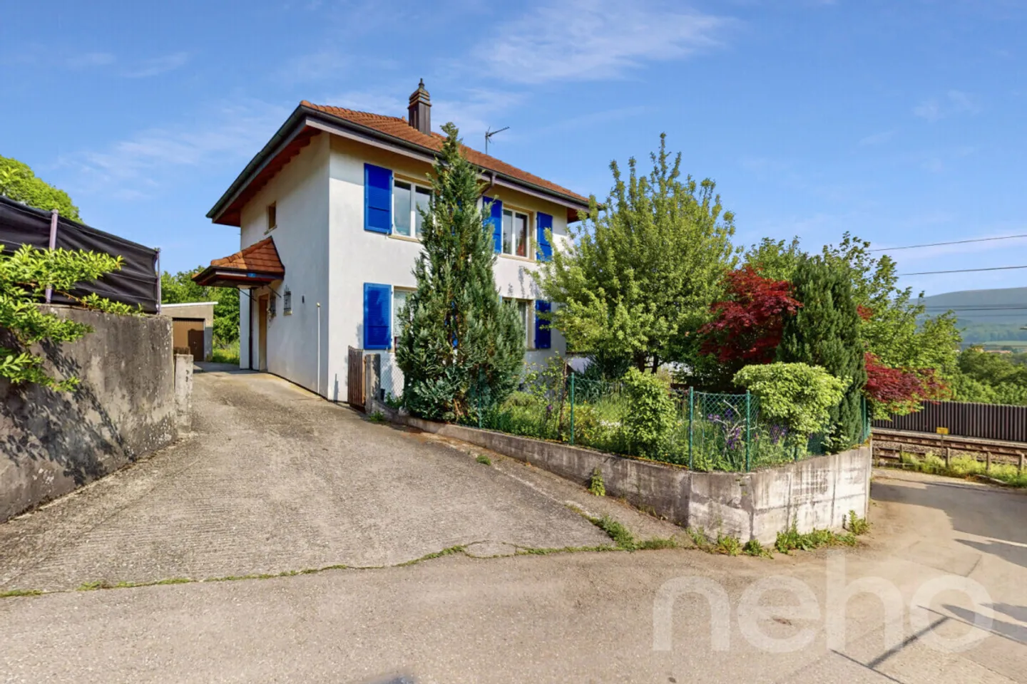 Casa luminosa con vista libera e potenziale - Foto 3 di 13