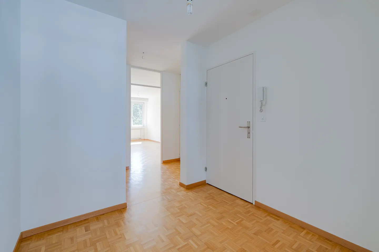 Charmant appartement 4.5 pièces - Photo 2 sur 12