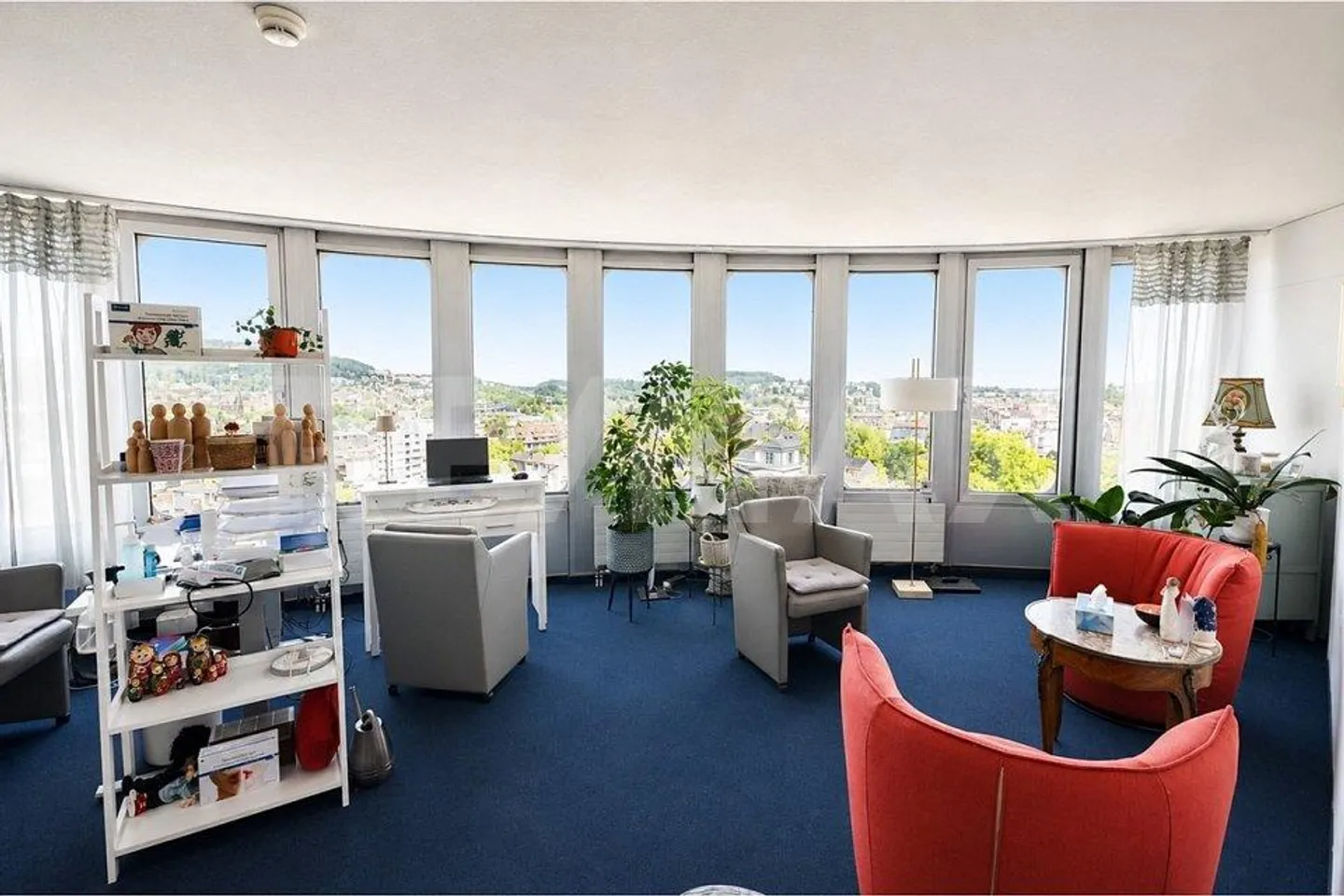 Vielseitige Investition im Silberturm - Foto 6 von 13