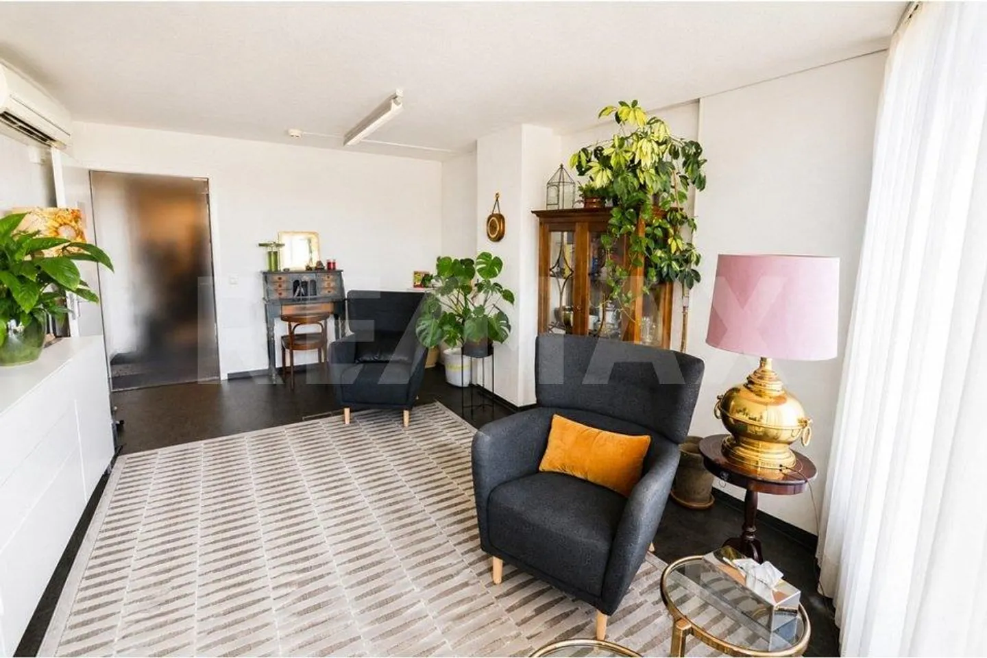 Vielseitige Investition im Silberturm - Foto 7 von 13