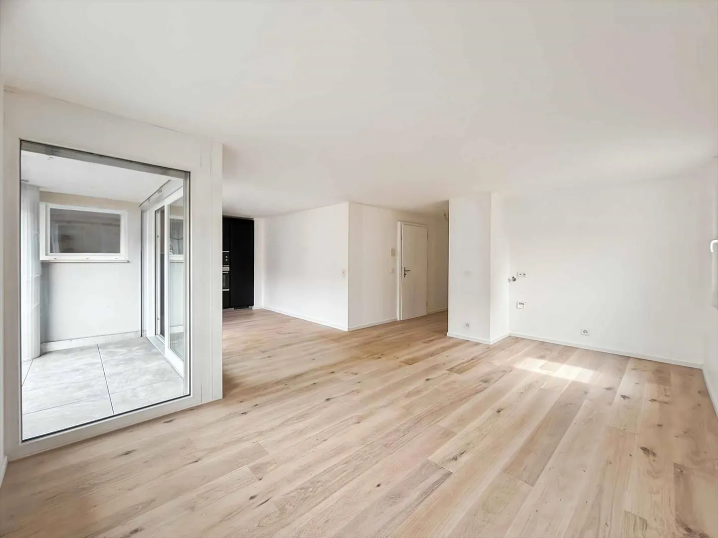 Wunderschöne 3,5-Zimmer-Wohnung im Zentrum von Gland - Foto 4 von 10