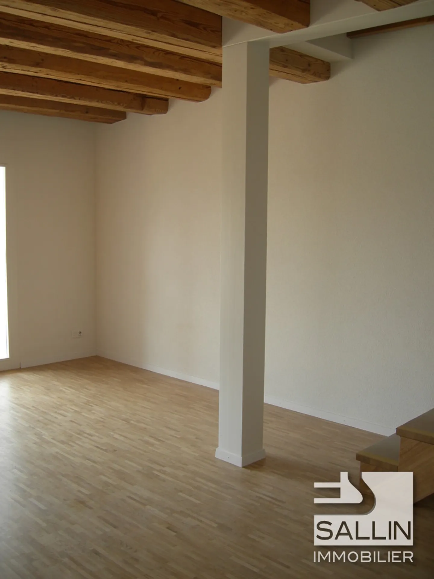 Geräumiges Triplex mit Garten - Foto 8 von 12