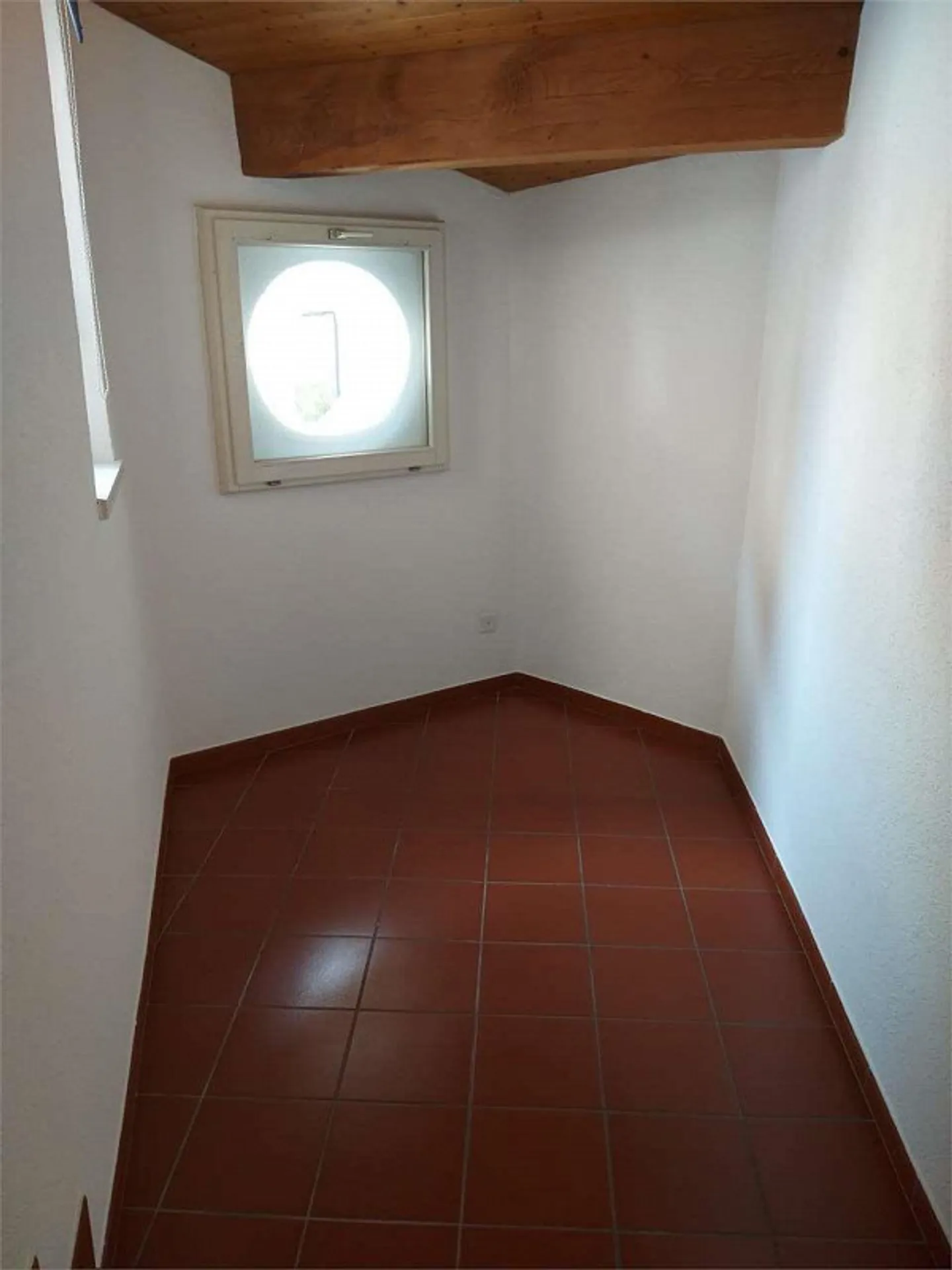 Arogno spazioso 3,5 locali mansardato - Foto 8 di 8