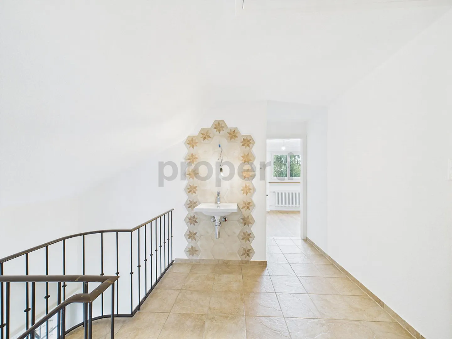 Charming Maisonette Apartment in Zurzach with 5.5 Rooms - Photo 11 of 14