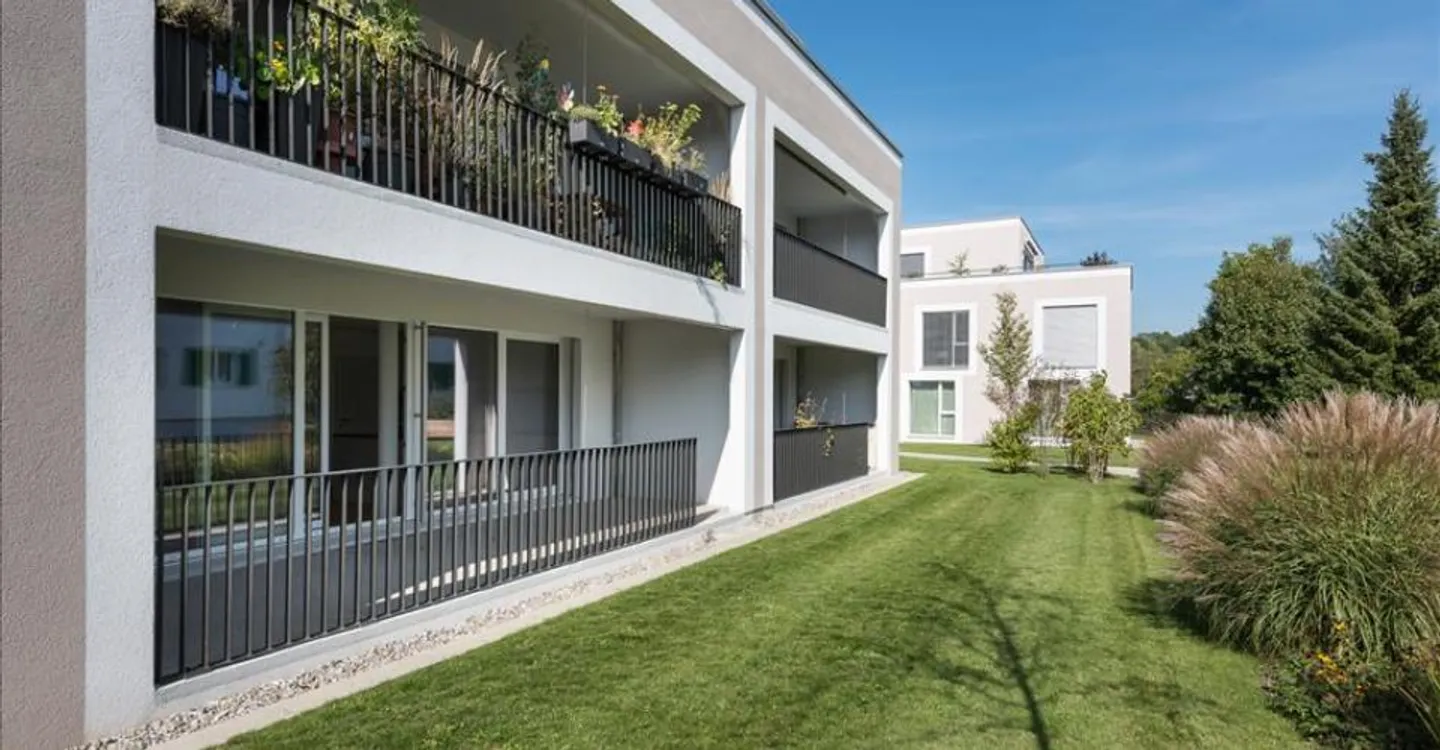 Rêve de chambre avec jardin bien entretenu! - Photo 2 sur 10