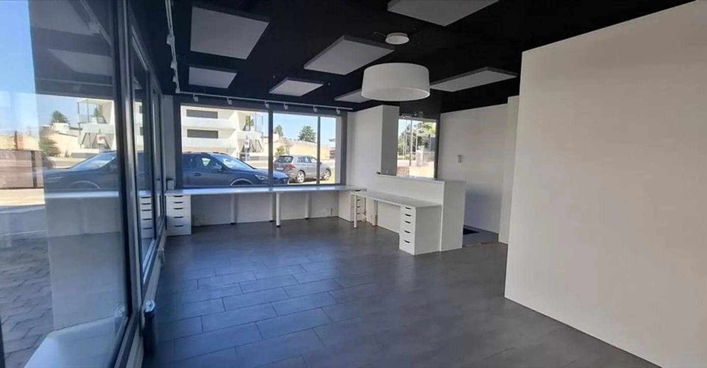 Espace Commercial à Saint-Sulpice - Photo 7 sur 10