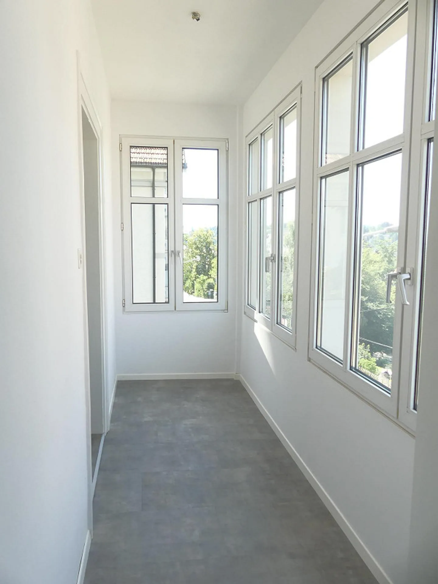 Beautiful 5-room apartment near three lakes - Photo 9 of 12