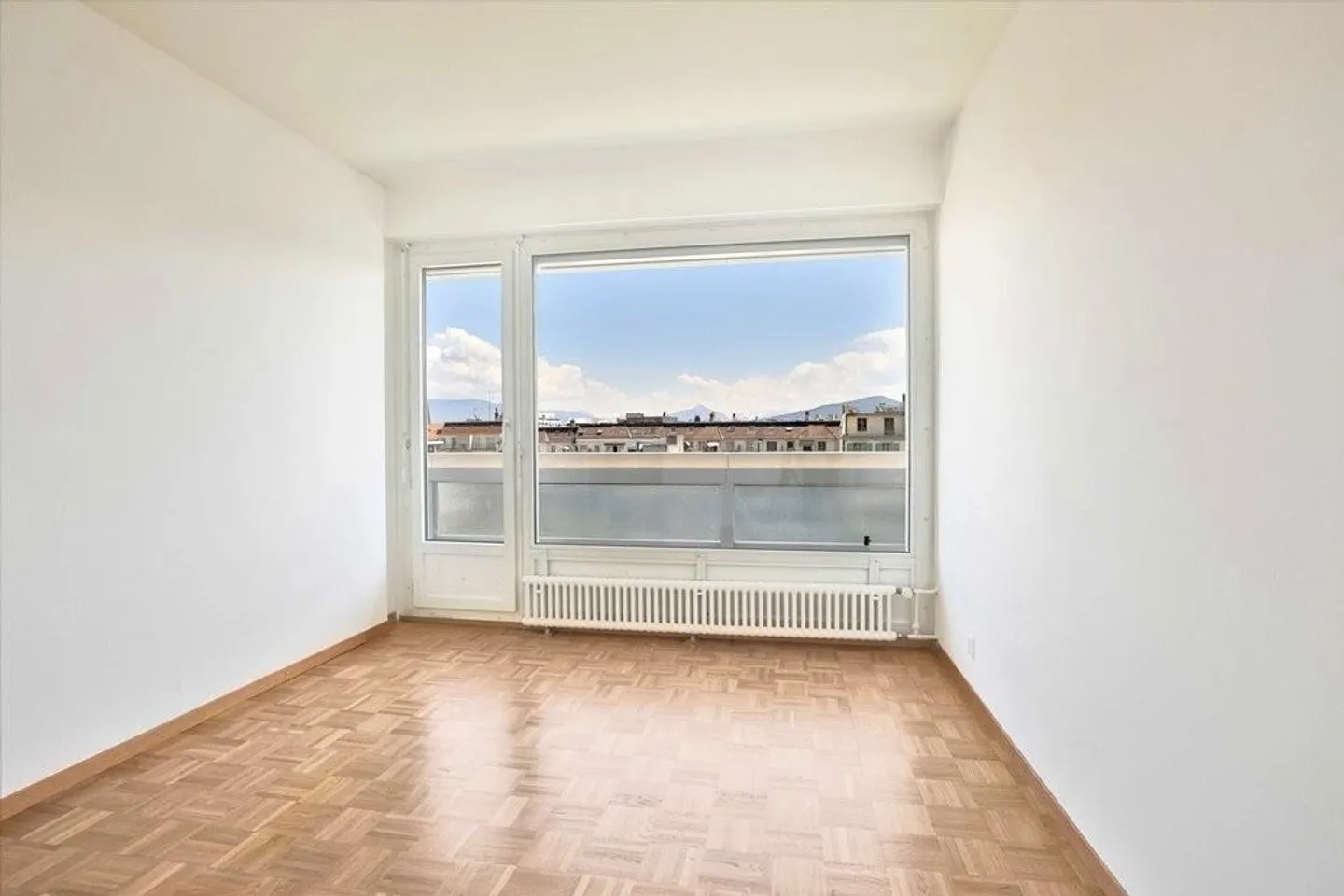 Beautiful apartment in the heart of the Servette district - Photo 8 of 9