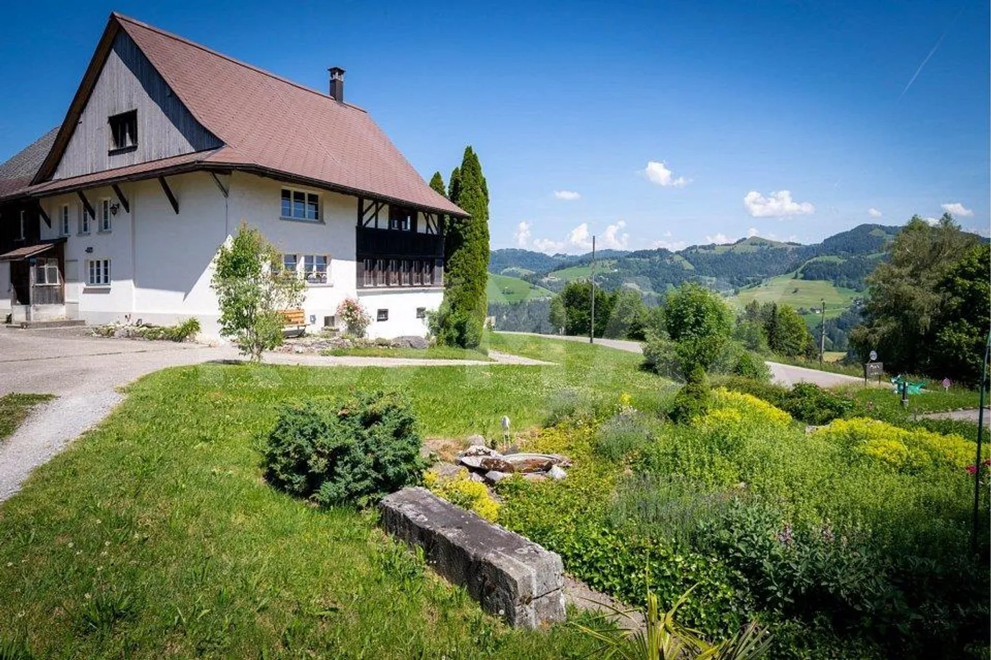 Cozy Living and Enjoying with Mountain View in the Municipality of Bäretswil - Photo 4 of 13
