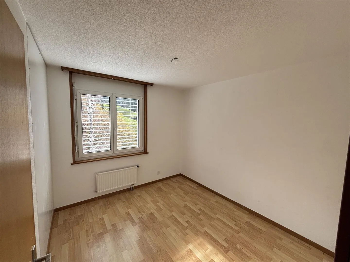 Schöne 5,5-Zimmer-Wohnung in der Nähe der Natur - Foto 5 von 11