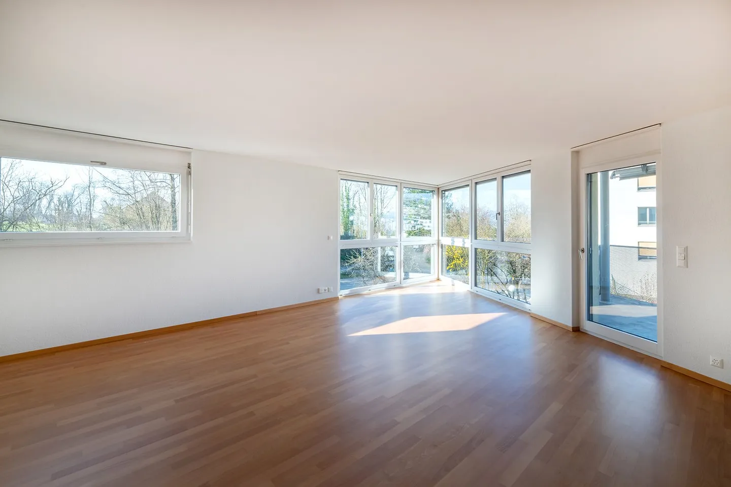 Appartement lumineux 4.5 pièces à Meilen - Photo 2 sur 13